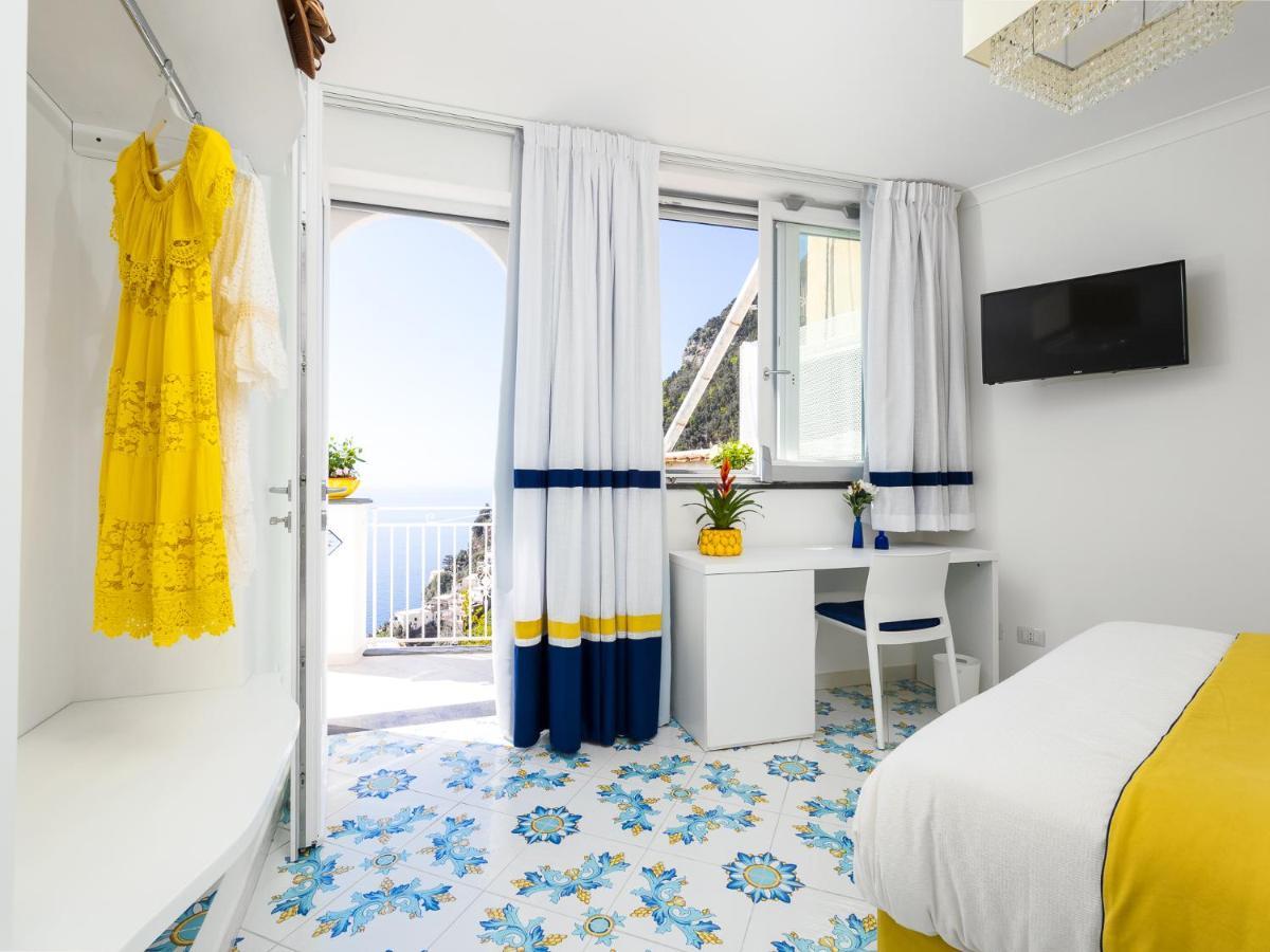 Blue Waves - De Vivo Realty Positano Διαμέρισμα Εξωτερικό φωτογραφία